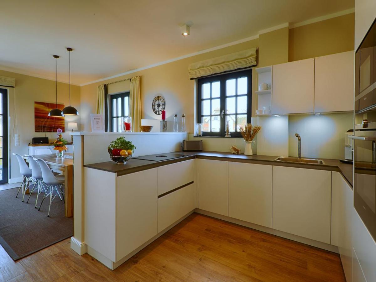 Reetland Am Meer - Luxus Reetdachvilla Mit 3 Schlafzimmern, Sauna Und Kamin F18 Dranske Dış mekan fotoğraf