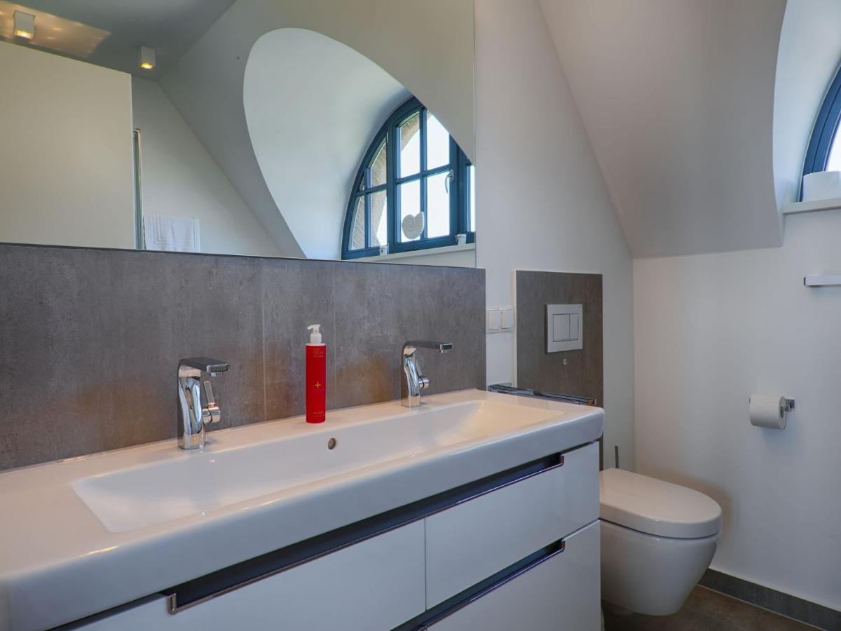 Reetland Am Meer - Luxus Reetdachvilla Mit 3 Schlafzimmern, Sauna Und Kamin F18 Dranske Dış mekan fotoğraf